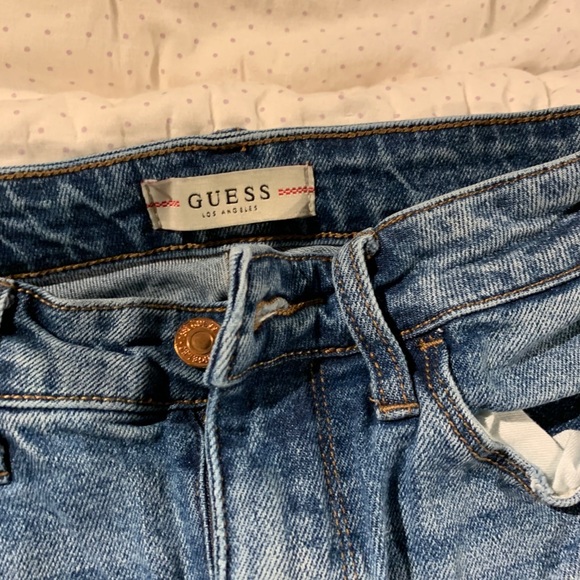 GUESS RIPPED JEANS - Picture 3 of 4